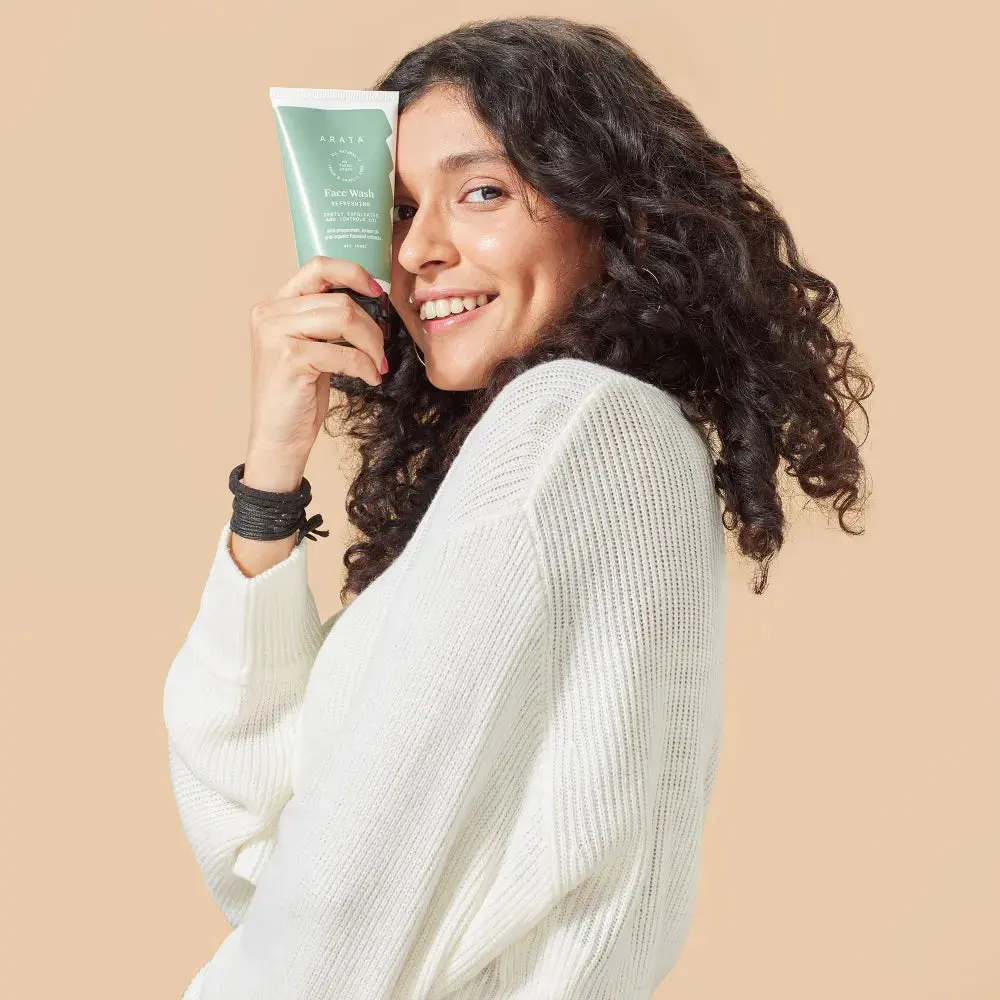Refreshing Face Wash - Image 3
